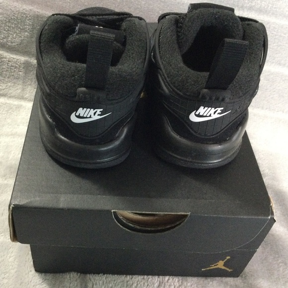 Nike Jordan 4 Black Cat RM Blk/Wht Size 4c - Picture 3 of 8